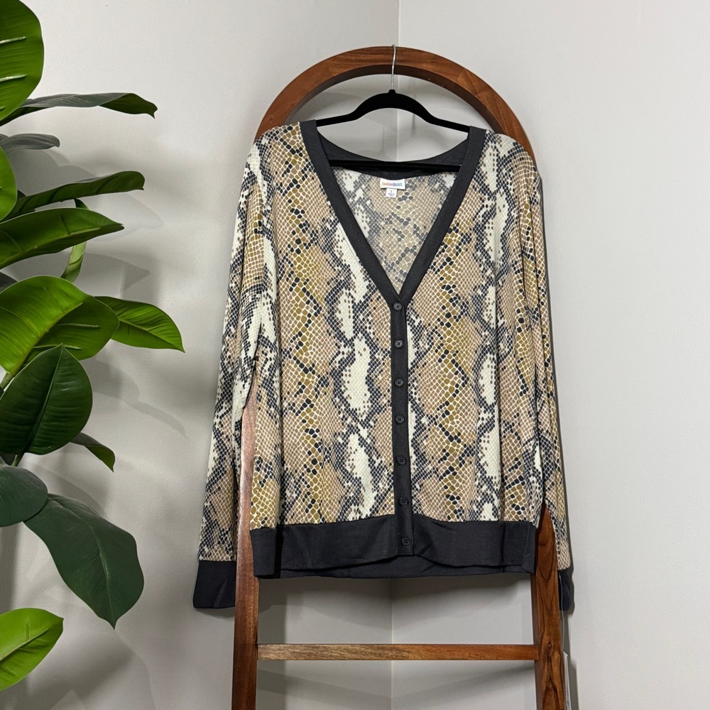 Lularoe LARGE Cheryl Tan Gray Reptile Snake Print Lightweight Knit Cardigan NEW